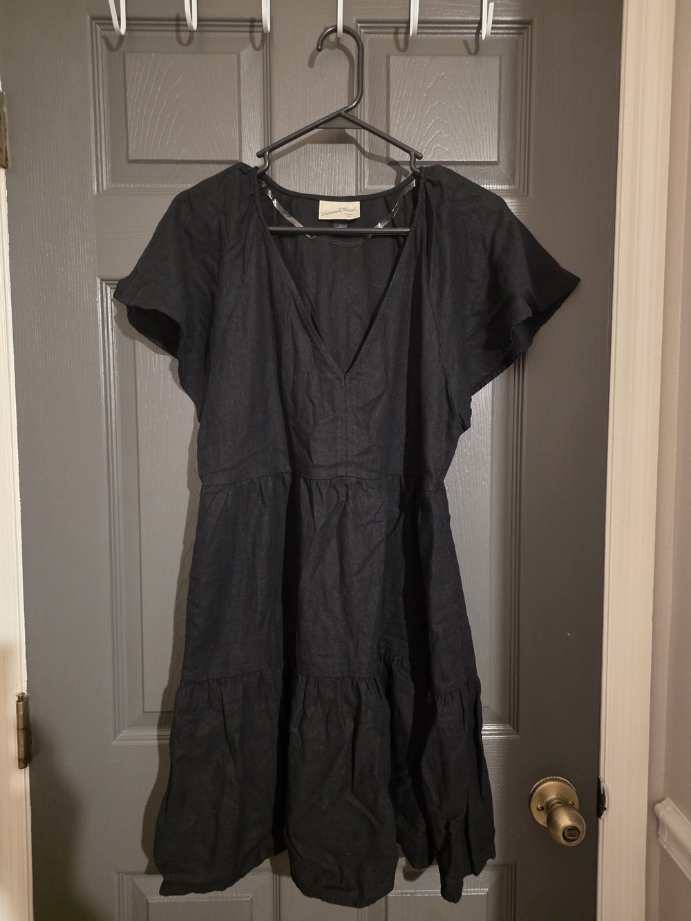 Universal Thread Black V-Neck Tiered Midi Dress